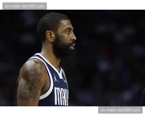 独行侠欧文因个人事务缺席两场,球队需调整无球战术填补其持球空缺 独行侠欧文因个人事务缺席两场,球队需调整无球战术填补其持球空缺