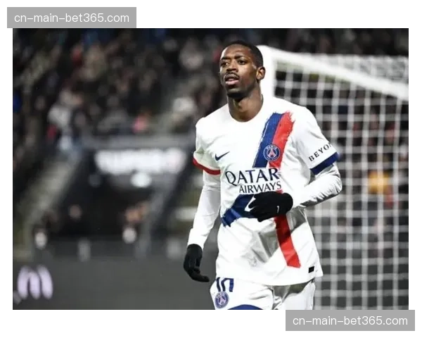 全场战报：巴黎3-1里昂，登贝莱右路两度送出精准传中