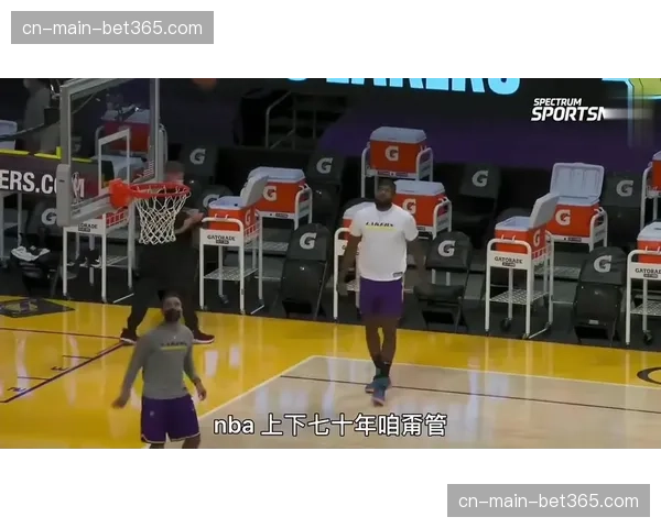 拳击赛事“动态定价”系统受争议，开场前票价可降七成